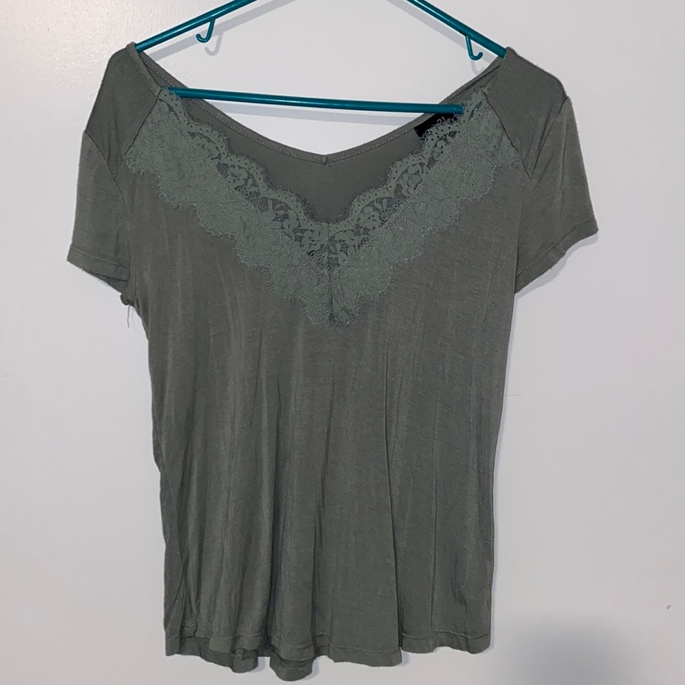 Rue 21 Lace Neck Tee
